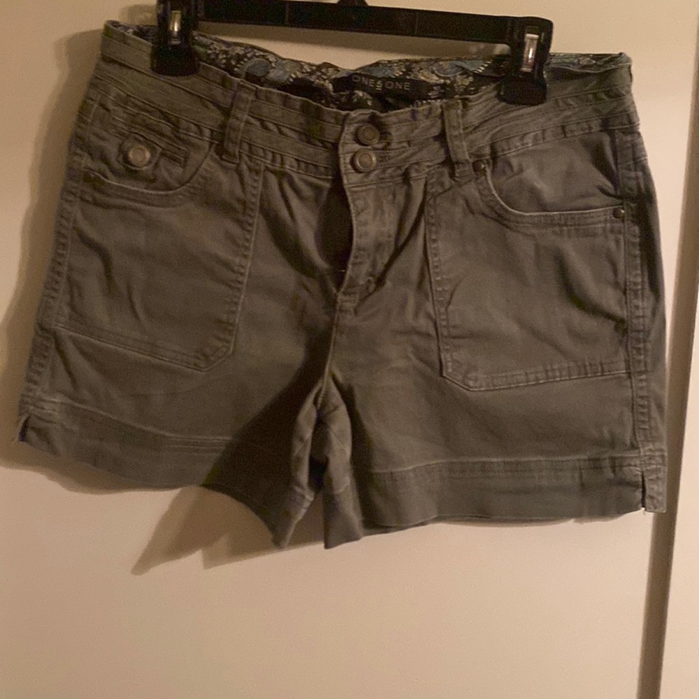 Like new shorts without any flaws!